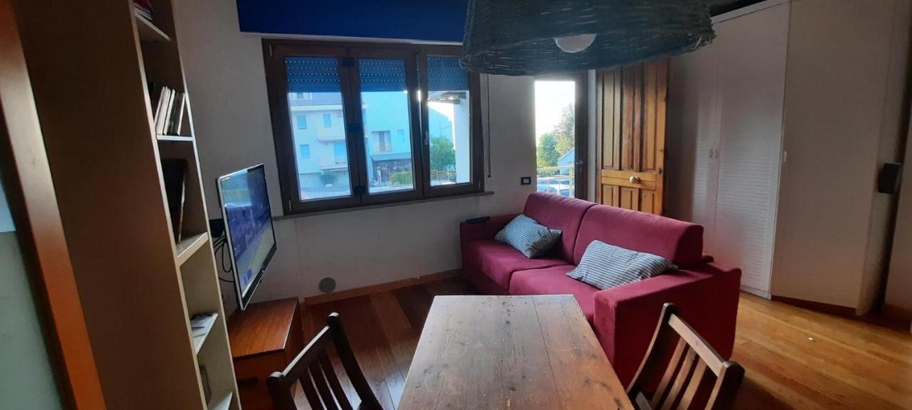Casamarina Lägenhet Marina di Montemarciano Exteriör bild